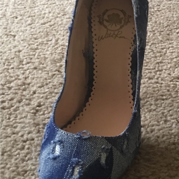 Nice BLUE JEAN HEELS FOR ANY OCCASION 😍 - Picture 3 of 3